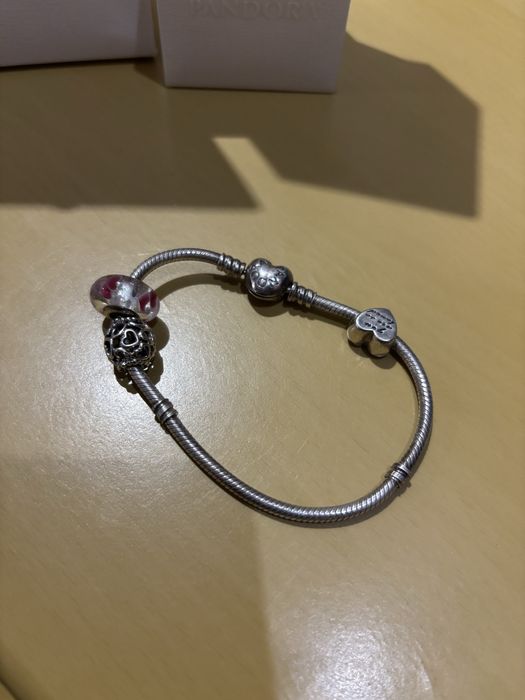 Оригінальний браслет PANDORA з шармиками + один з них в подарунок