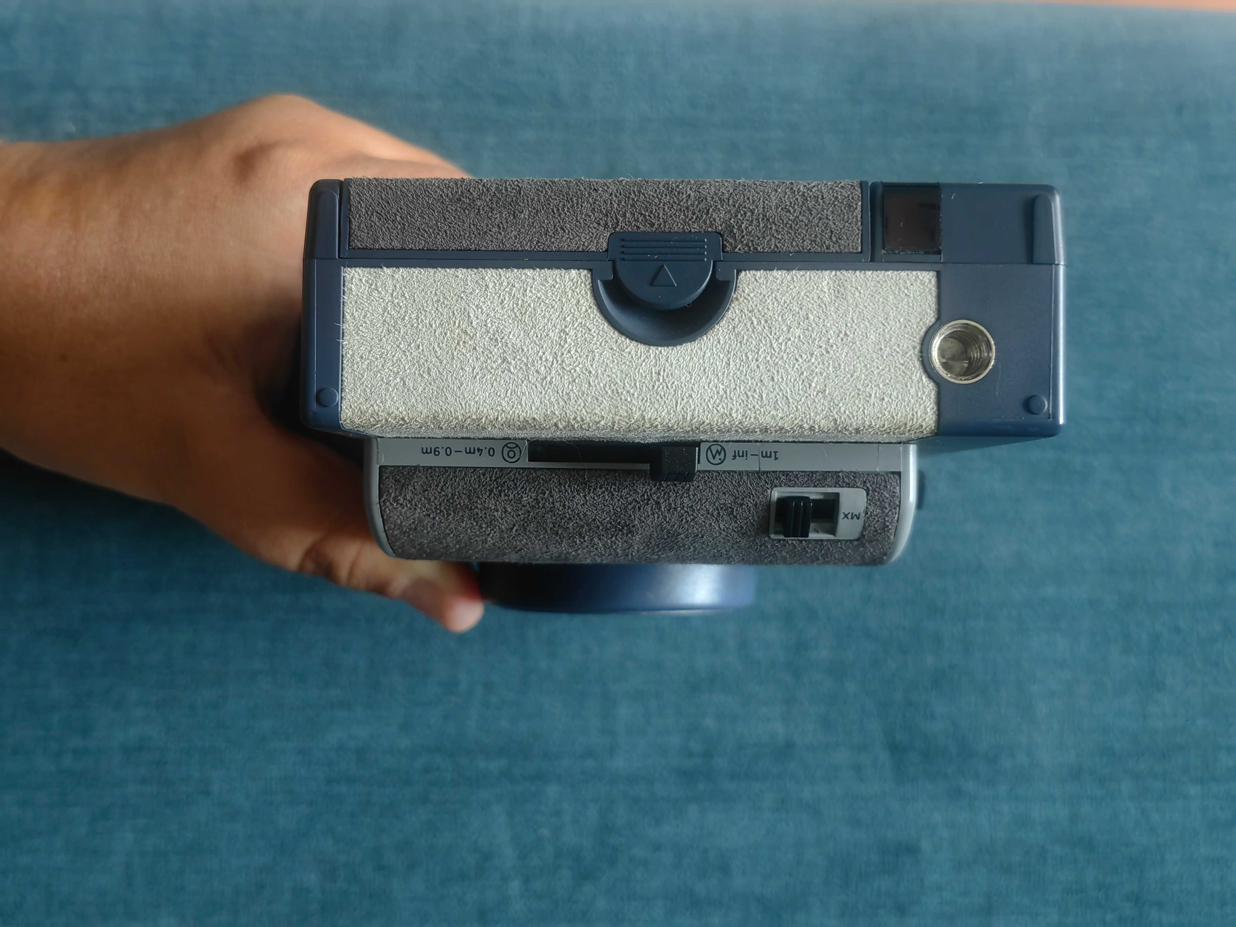 Camera vintage polaroid cinzenta tipo Veludo + lentes novas
