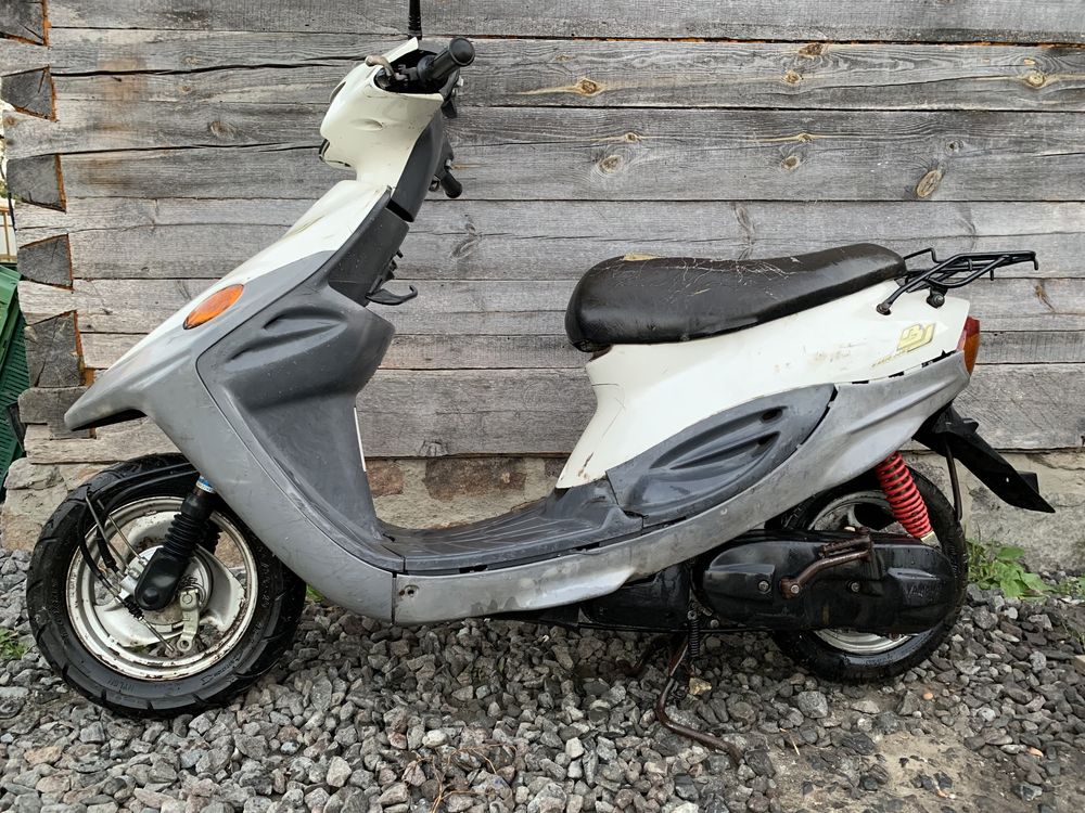 Basic jog Yamaha пластик sa 24