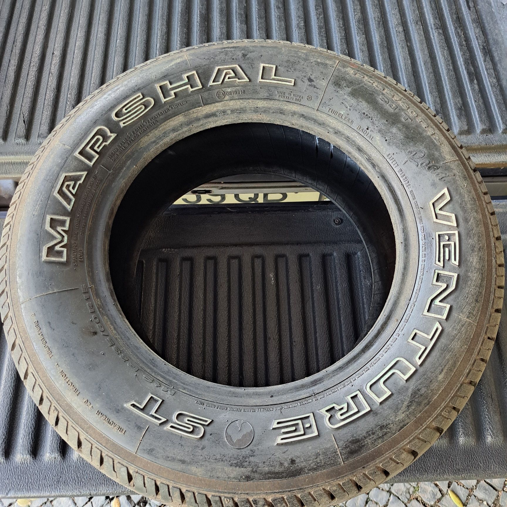 2 Pneus novos 4x4