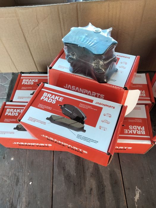 Колодки задние Ауди а 6 с 5. Пассат б5.