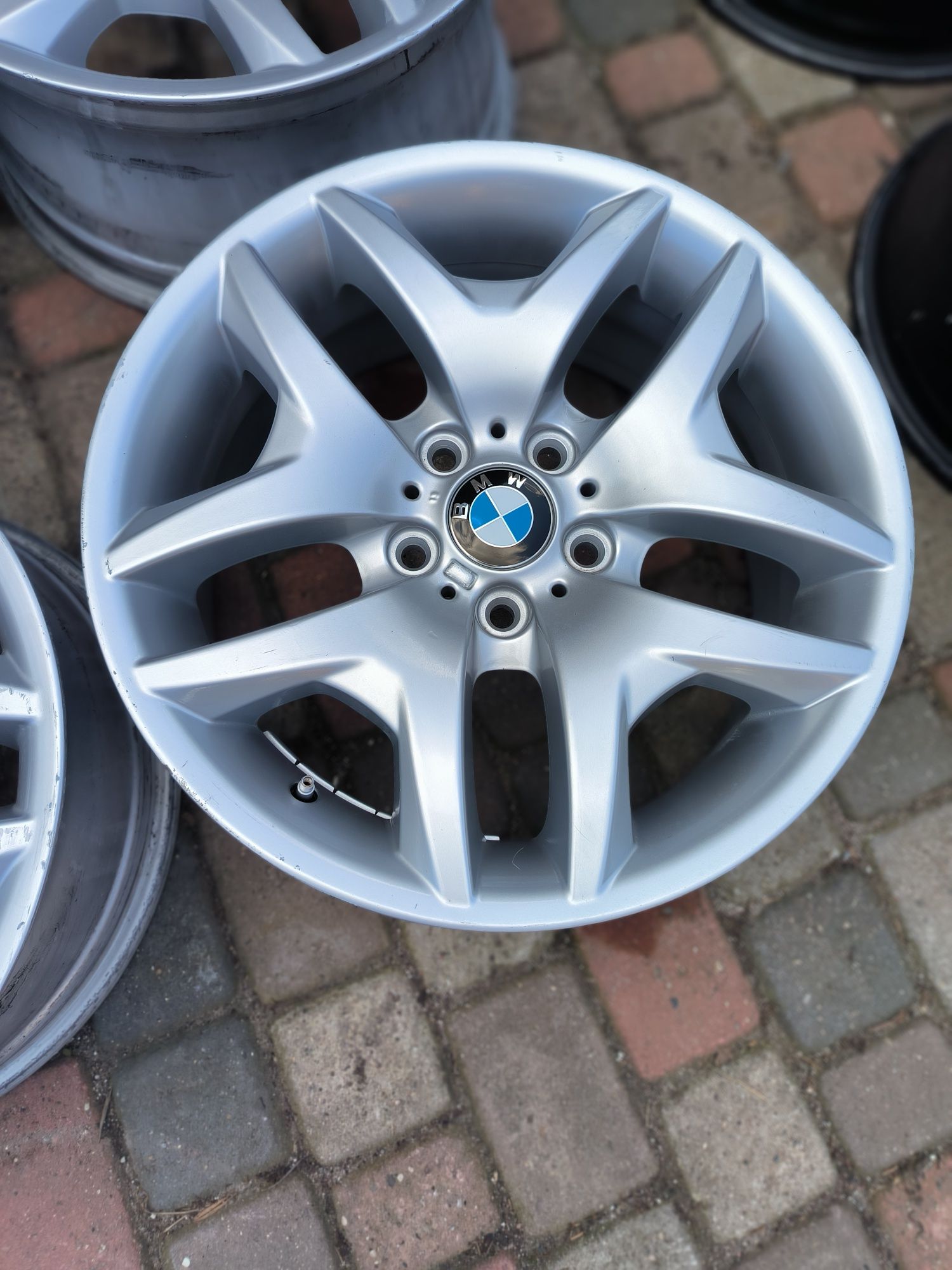 Felgi aluminiowe 18   BMW X3 E83 X5 E70 E46 STYL 192M M-PAKIET 5x120