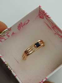 Золотое кольцо 17.7 размер 3.04 грамма