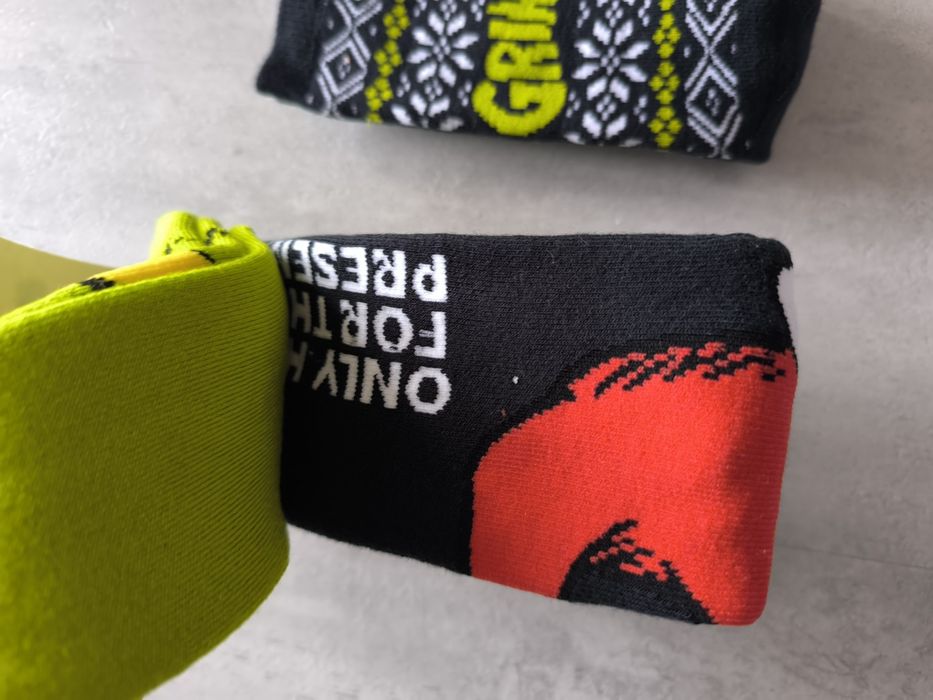H&M 3-pack grube zimowe skarpetki Grinch r.31-33