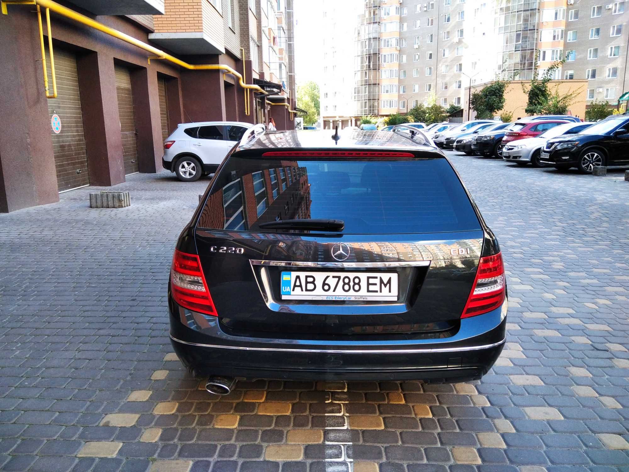 Mercedes-Benz C-Class 2012