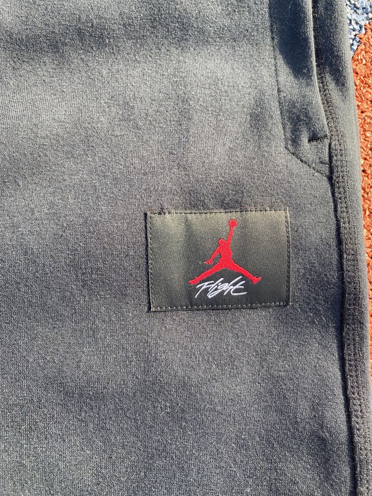 Штаны Nike Jordan