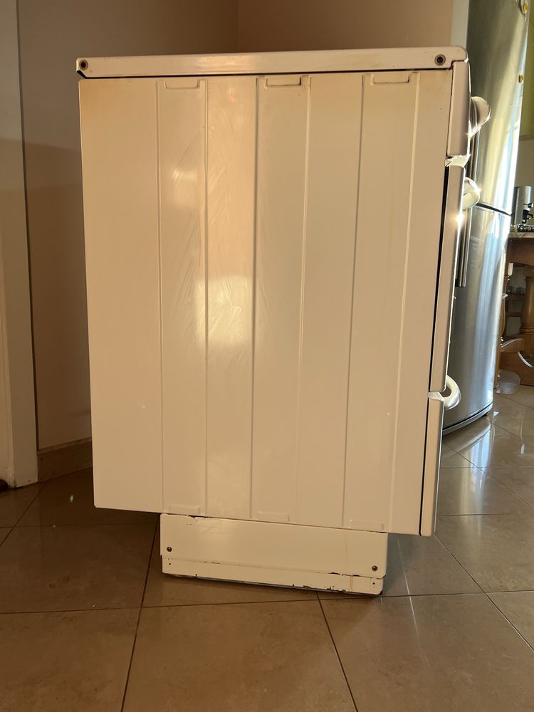 Електроплита Electrolux