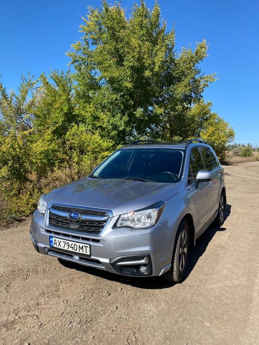 Субару форестер 2.5 газ. Бенз
