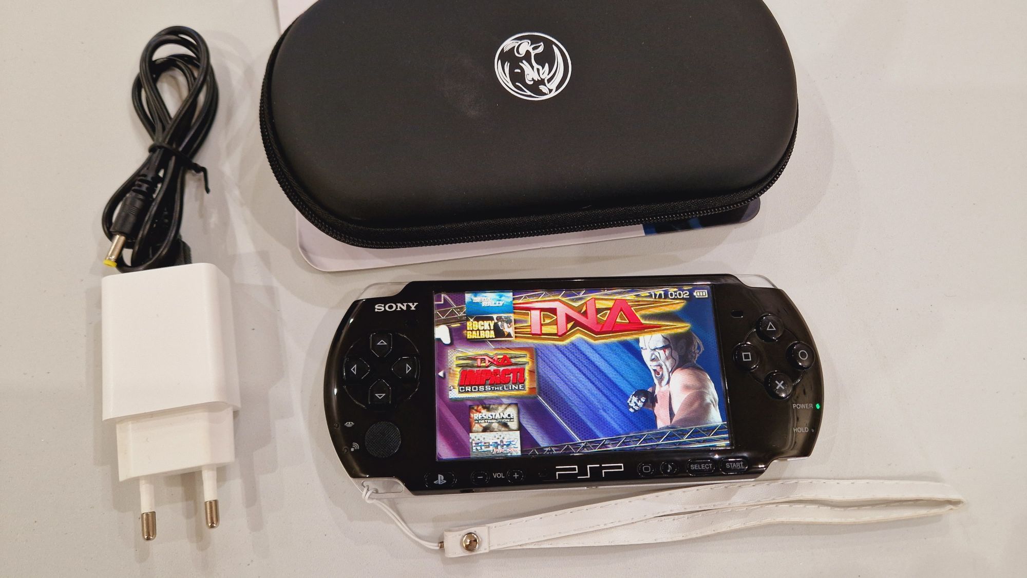 Sony PSP-3000 64гиг 128 игр+ чехол!