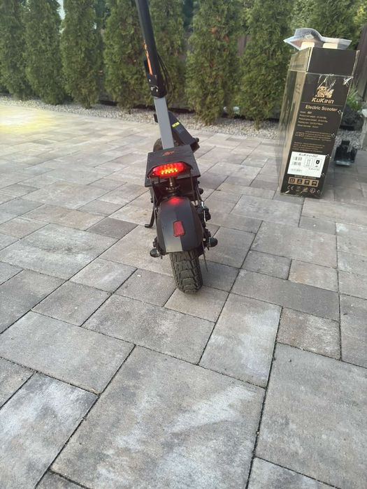 Електросамокат Kukirin G2 2025.