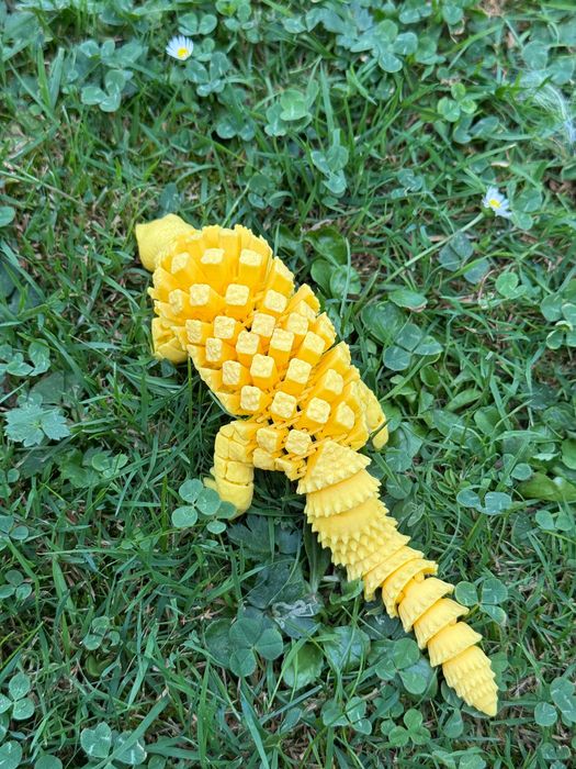 Jaszczurka Uromastyx (Biczogon) przegubowa 3D–pancerny gad z segmentów
