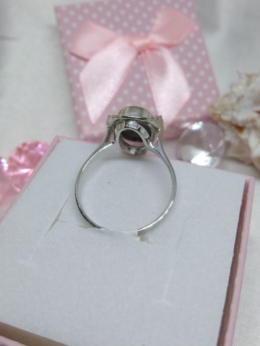 Zloty pierścionek z diamentami i  opalem, złoto białe 585, Rozmiar 20