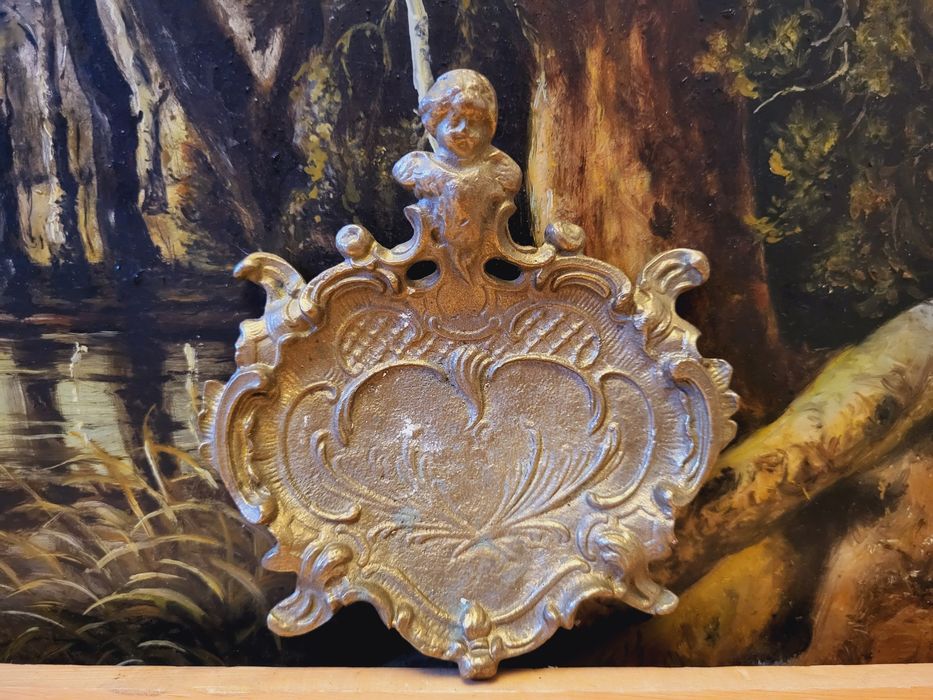 Piękna mosiężna paterka mydelniczka