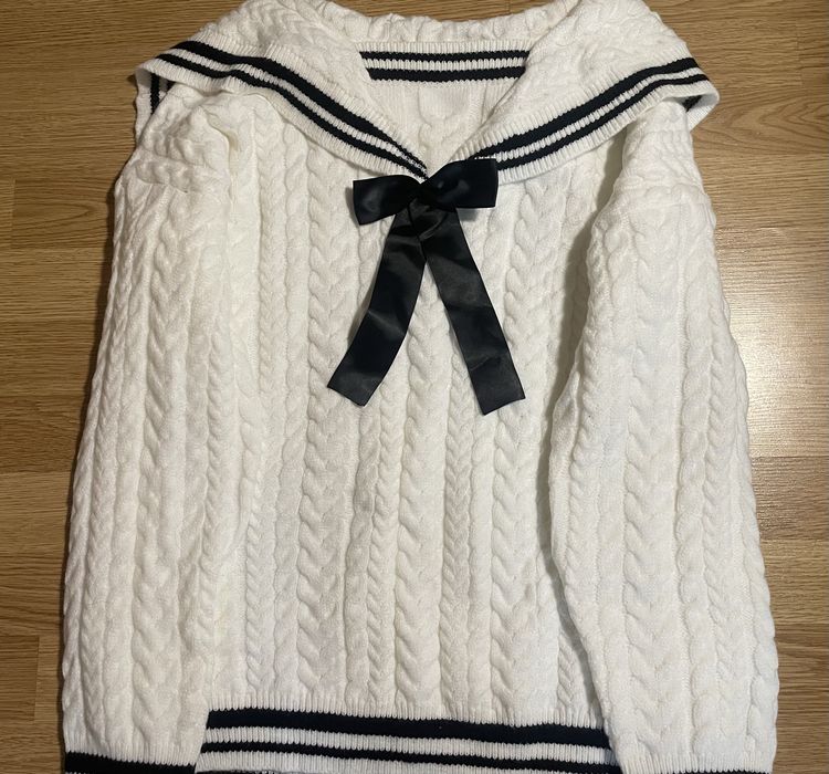 Теплий светр в японському стилі