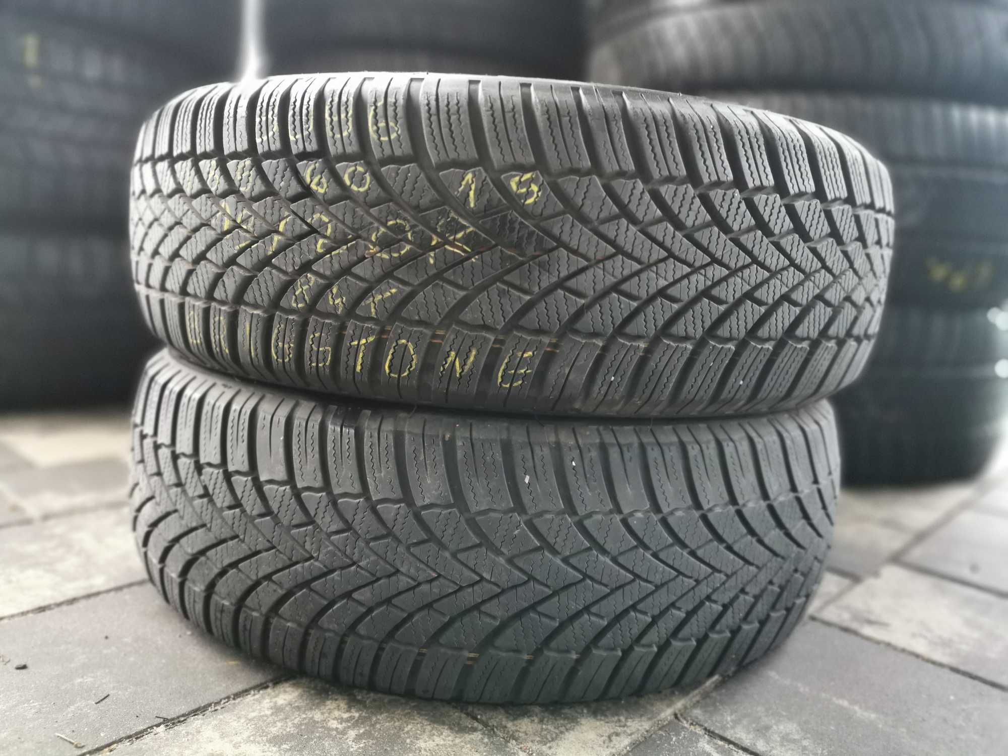 Bridgestone Blizzak LM005 185/60r15 84T 6mm N8086
