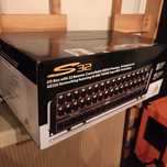 Behringer S32 (Novas)
