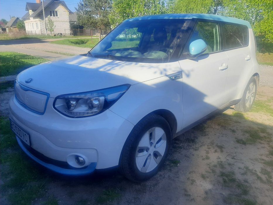 ОРЕНДА КІА СОУЛ електричний на ..ДОВГострокову оренду  проїжає 250КМ