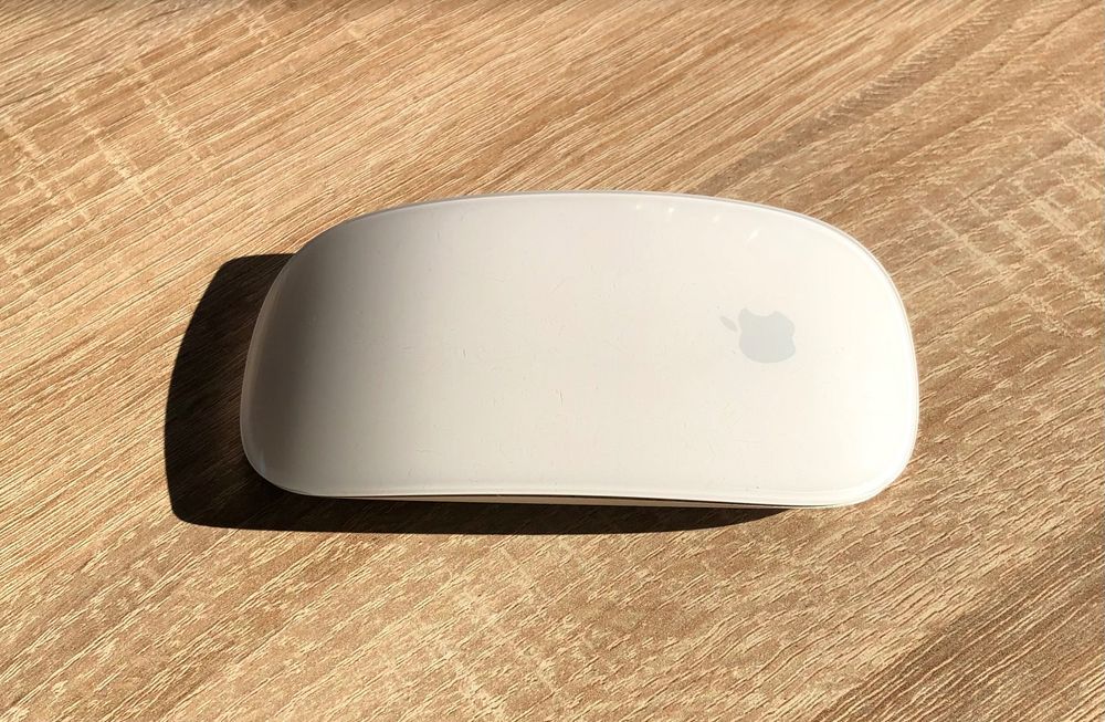 Sprzedam myszkę bezprzewodową Apple Magic Mouse model A1296 3vdc