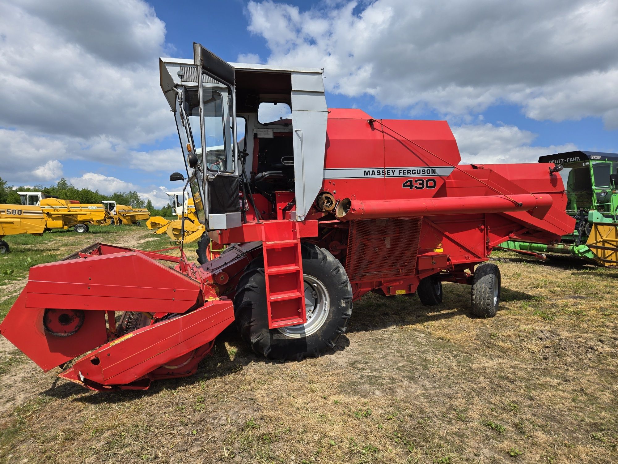 Kombajn zbożowy Massey Ferguson 430 / 20 / Sampo 680 / Deutz 10.80