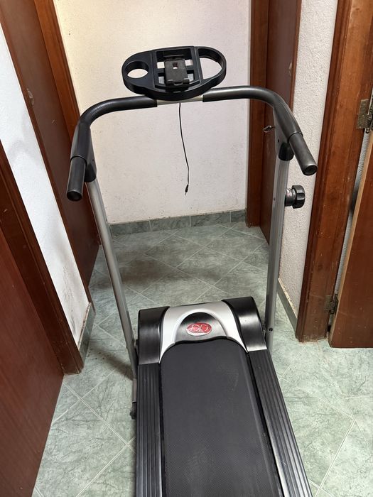 Passadeira em bom estado de conservação