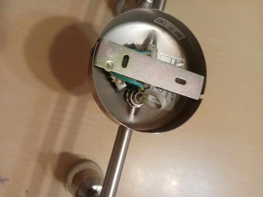 Sprzedam lampę listwę 2x50 W
