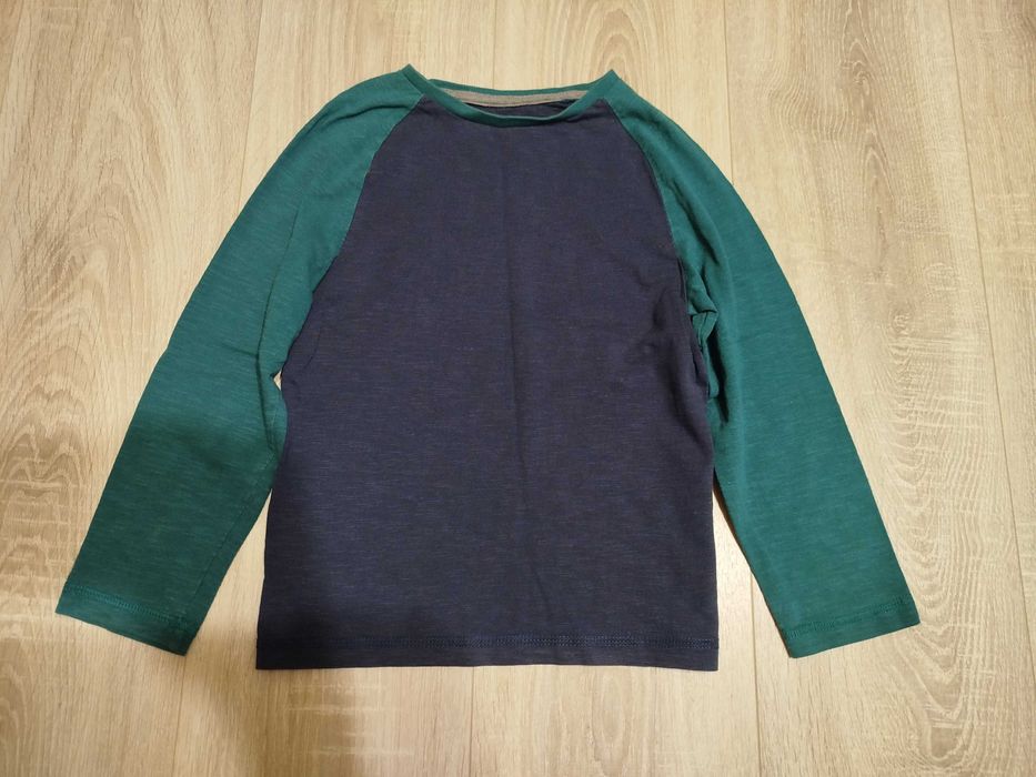 Футболка з довгим рукавом. Джемпер. Реглан. Пакет одягу.