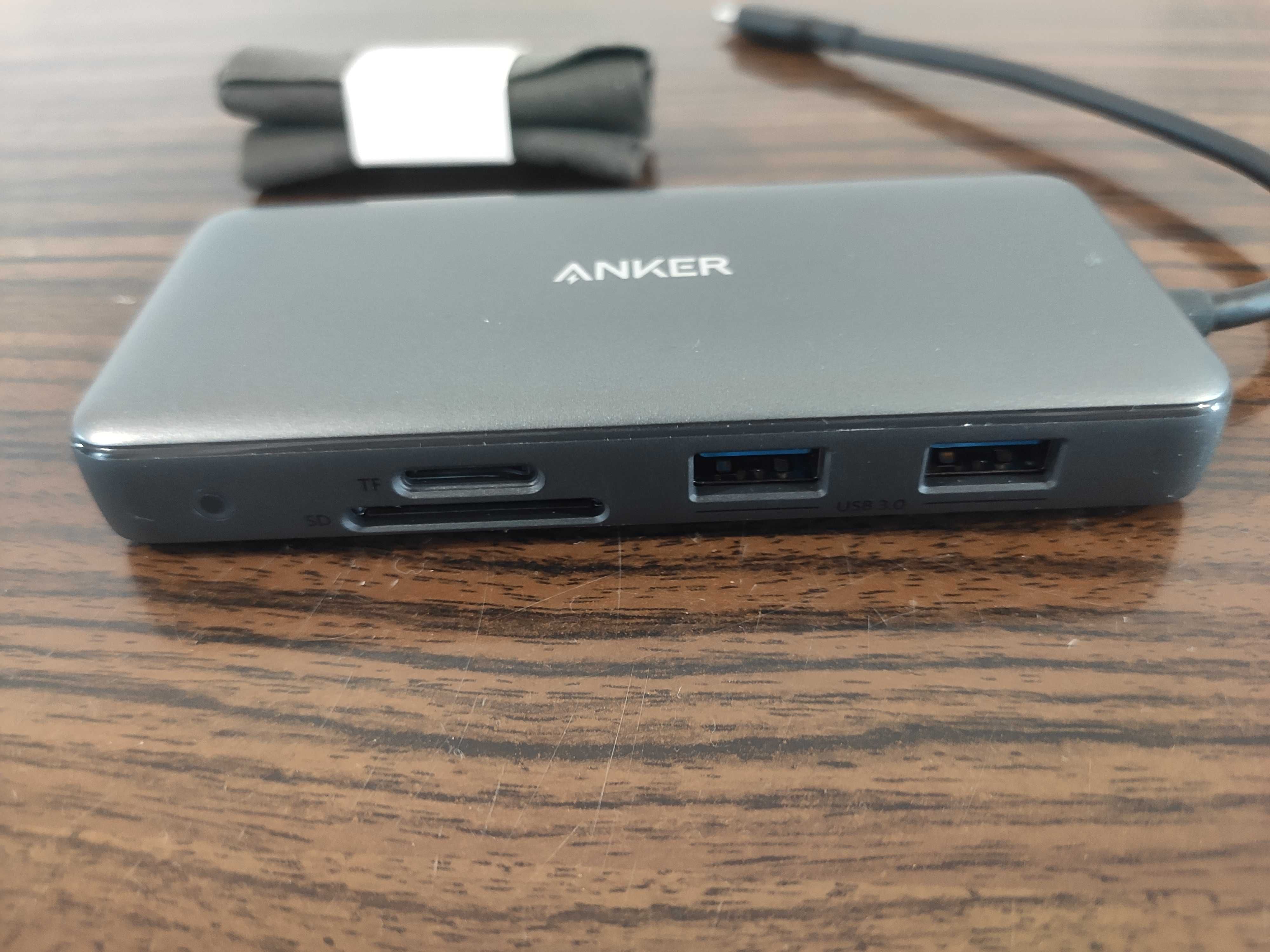 Hub USB Anker 8w1 USB-C RJ45 USB HDMI outlet