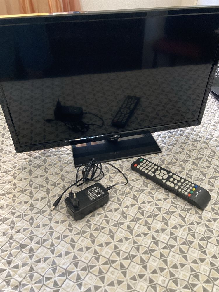 Tv Smart Tech 24” led tv