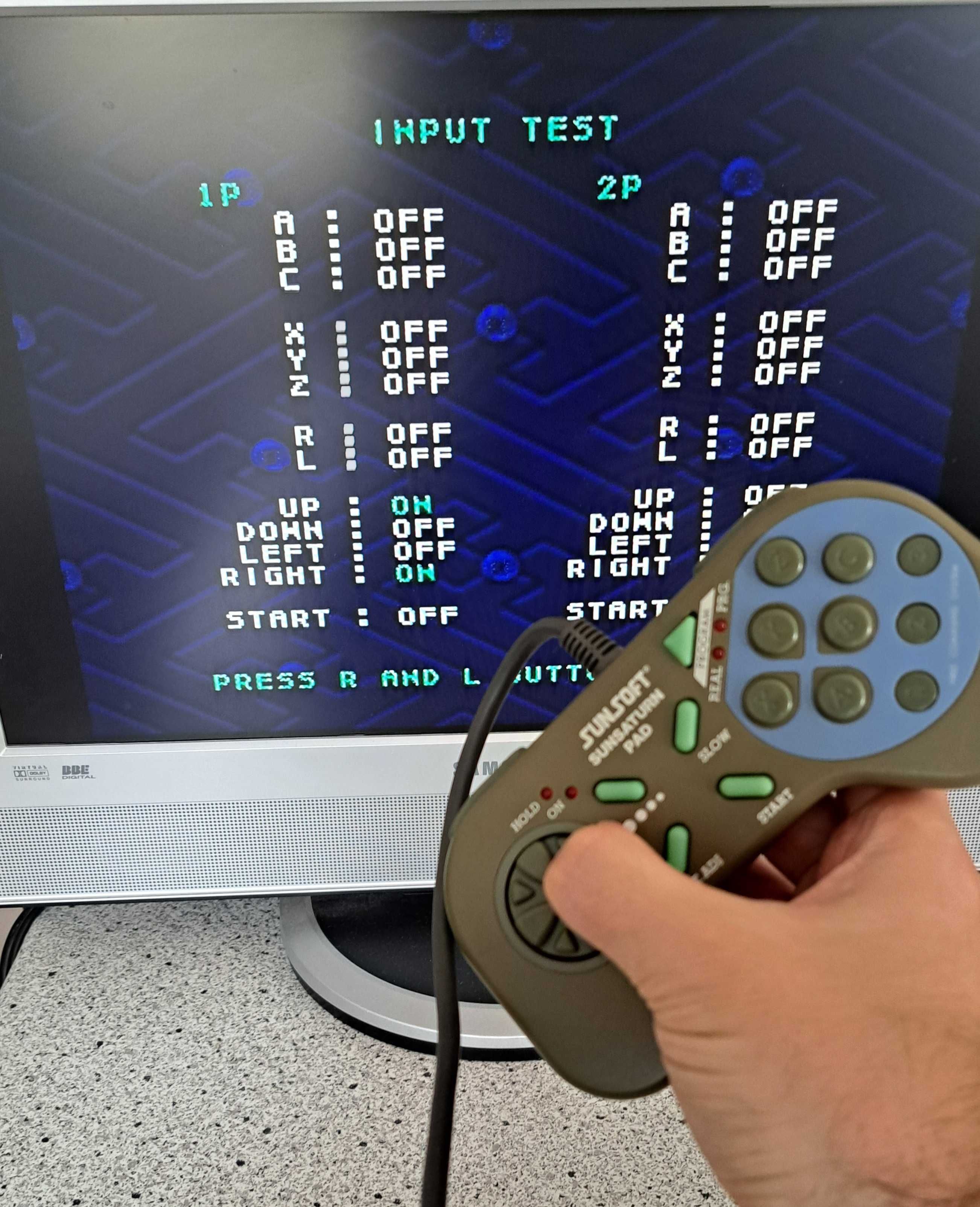 Pad Sega Saturn od Sunsoft, programowalny, sprawny