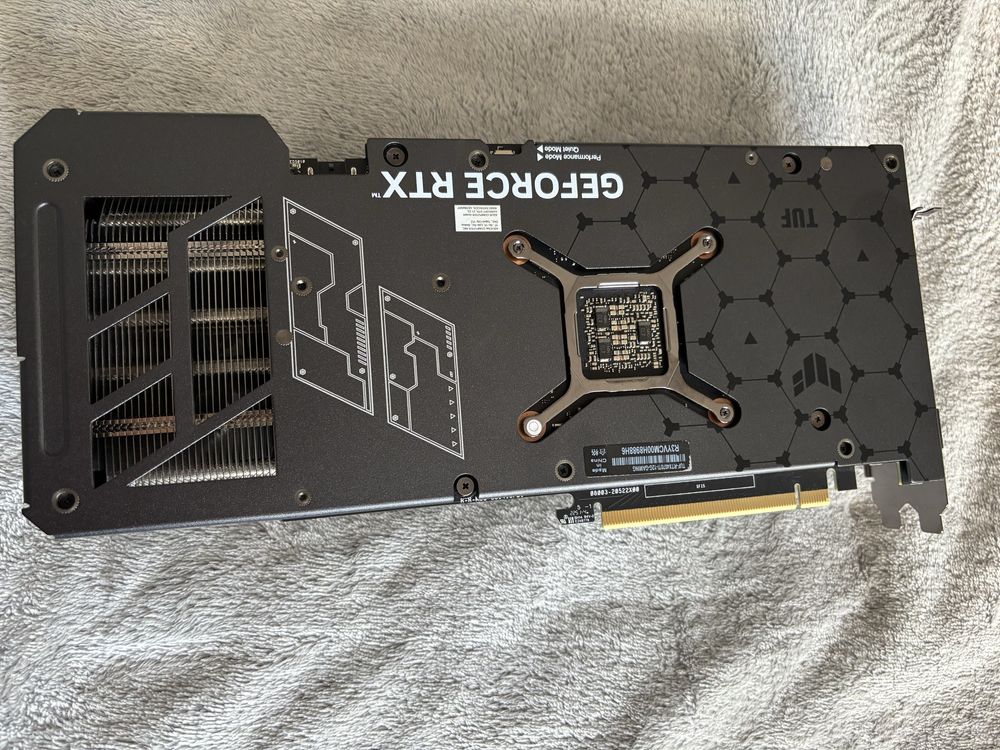 Karta graficzna ASUS TUF RTX 4070 TI GAMING 12 GB GDDR6X gamingowa