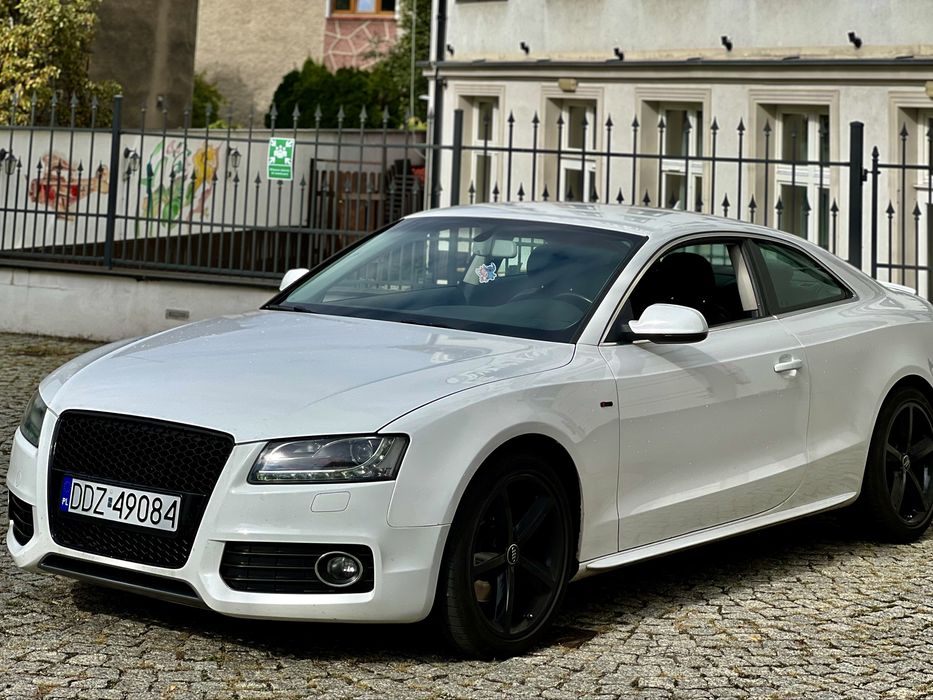 Audi a5 2.0 170 S Line Ledy Czujniki Navi Piekne Białe