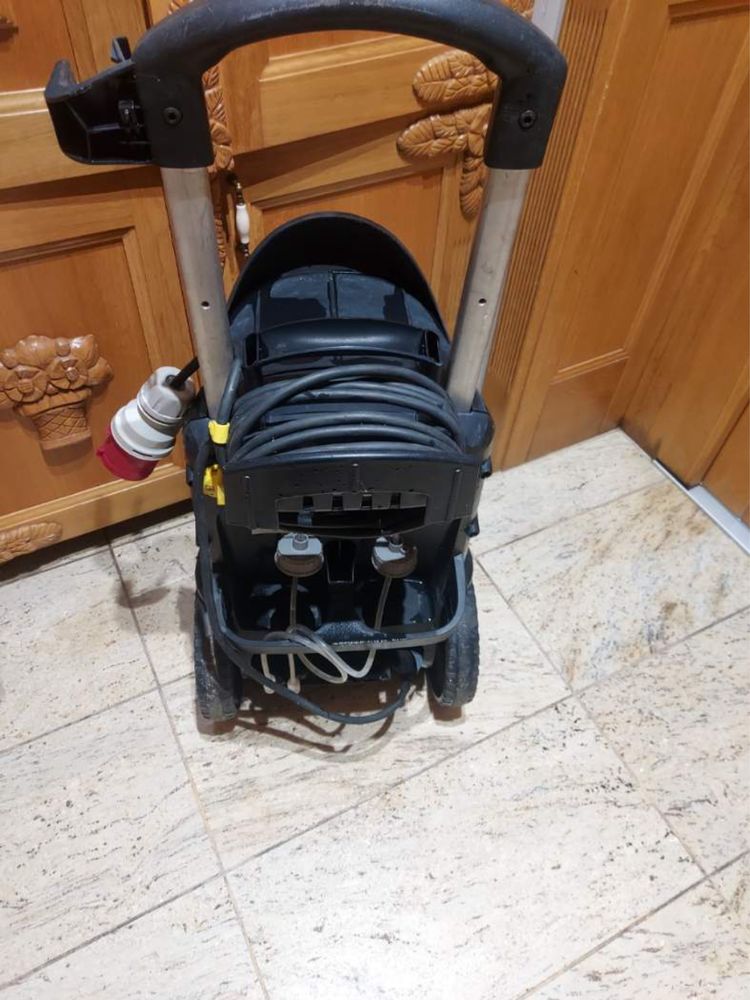 Myjka ciśnieniowa Karcher Professional HD 7/18-4m