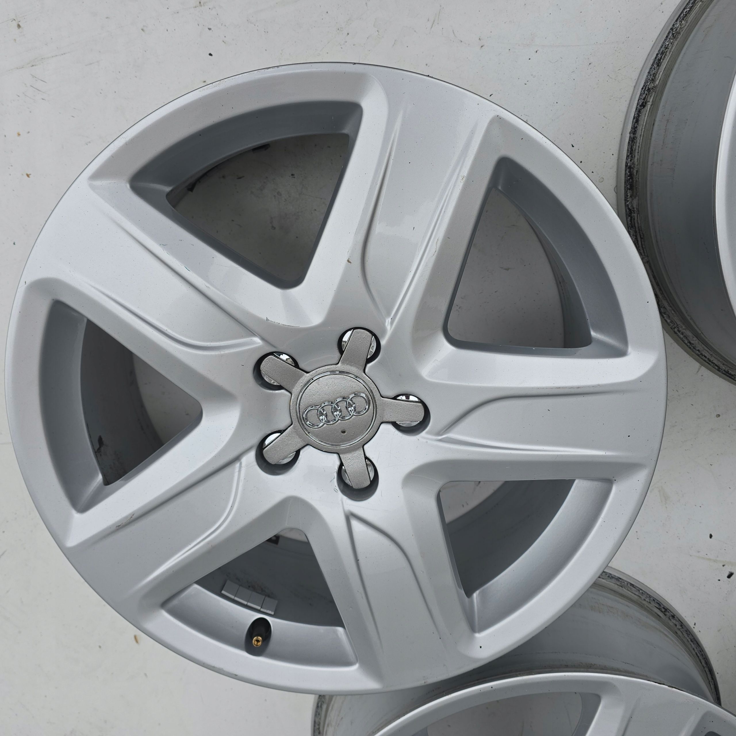 Audi A5 A6 C7 C8 S6 A7 A4 B8 B9 Q5 5x112 18'' ET38 7.0 4X