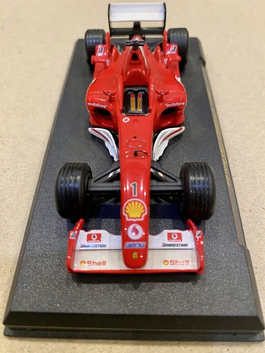 Коллекционая автомодель Ferrari F2003-GA