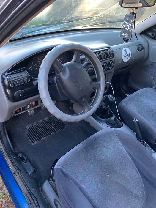 Продам Ford escort