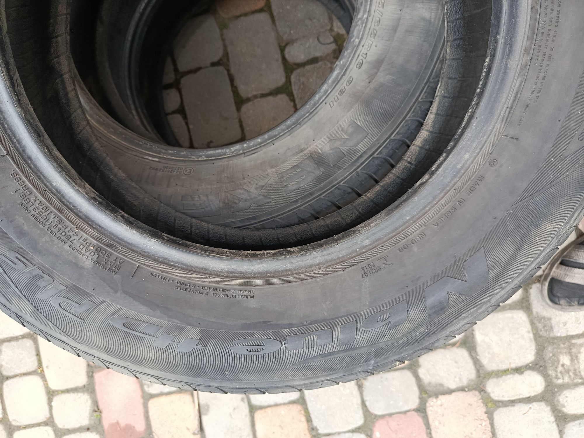 Резину 215/65  R16