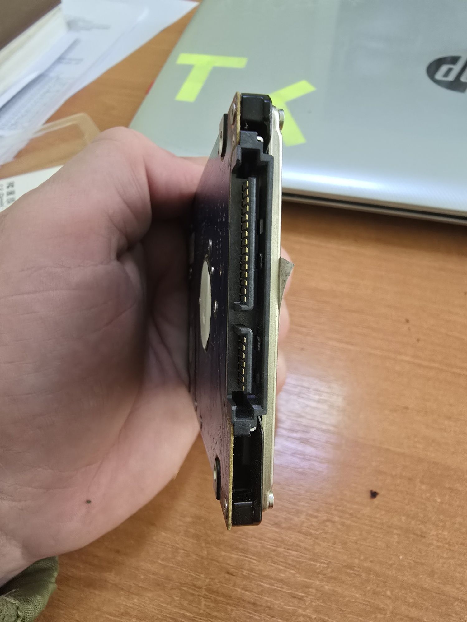 Продам жёсткий диск Hitachi