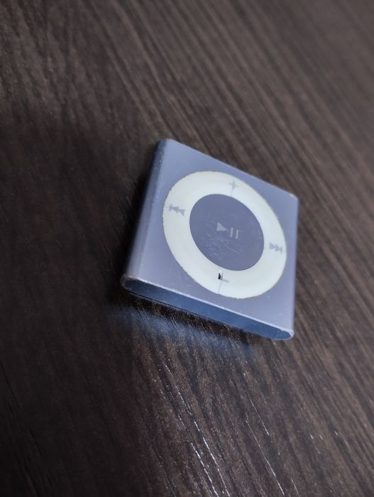 Apple iPod Shuffle 4-го поколения