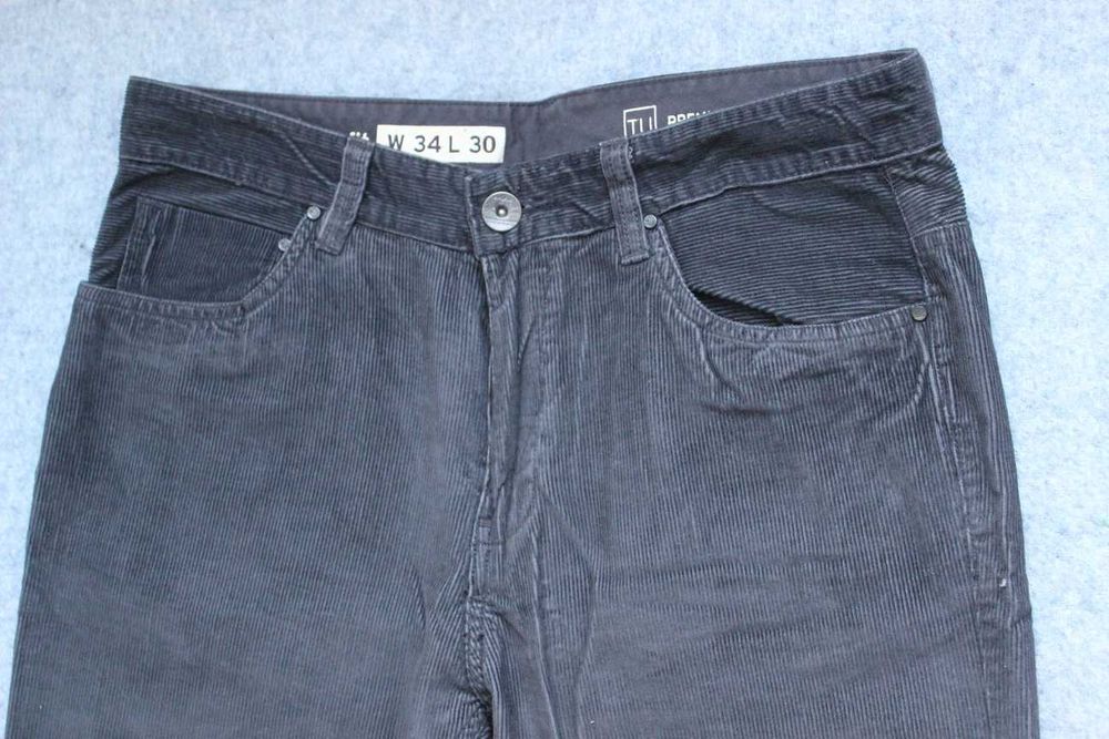 Tu Premium Straight Fit spodnie chino sztruksowe granatowe W34 L30