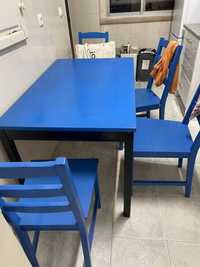 Mesa e 3 cadeiras Ikea