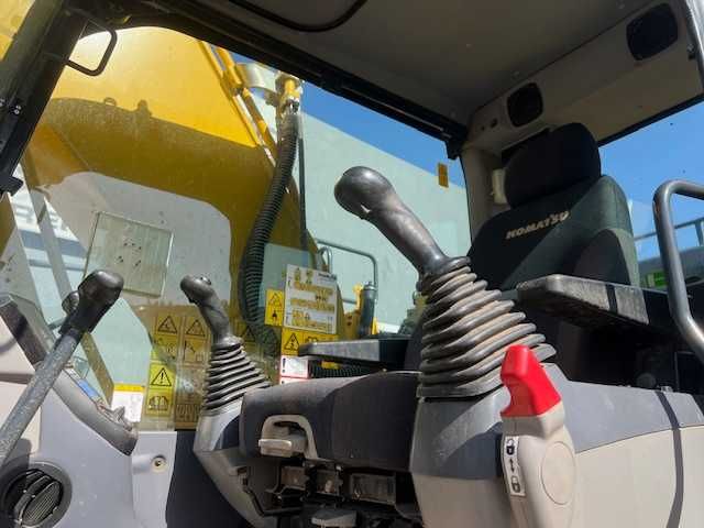 KOMATSU PC210lc-11EO