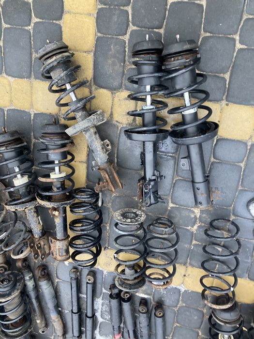 Стойка пружина амортизатор Опель Астра вектра зафіра