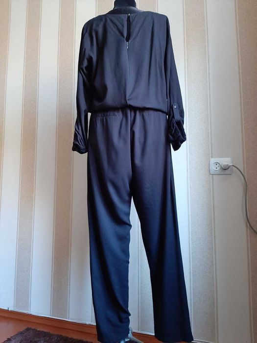 Комбинезон женский.