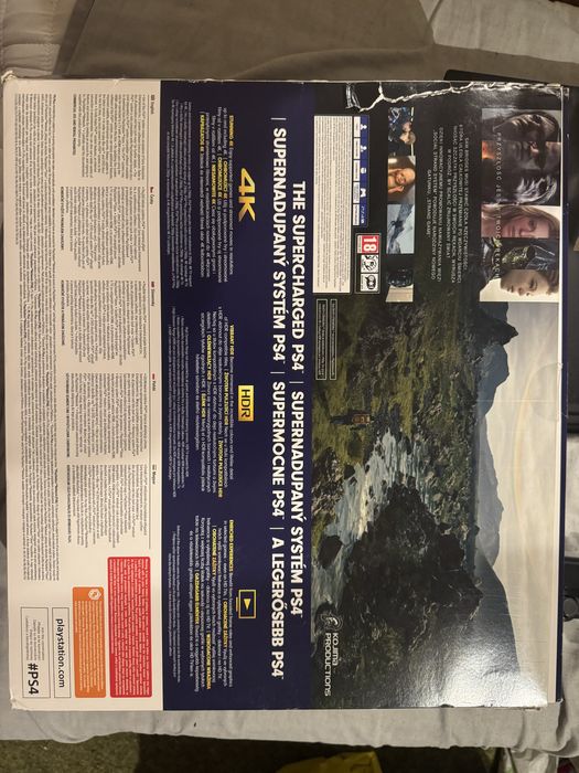 Okazja zestaw: Ps4 pro 1Tb 7216B/ 2 pady/ 4gry