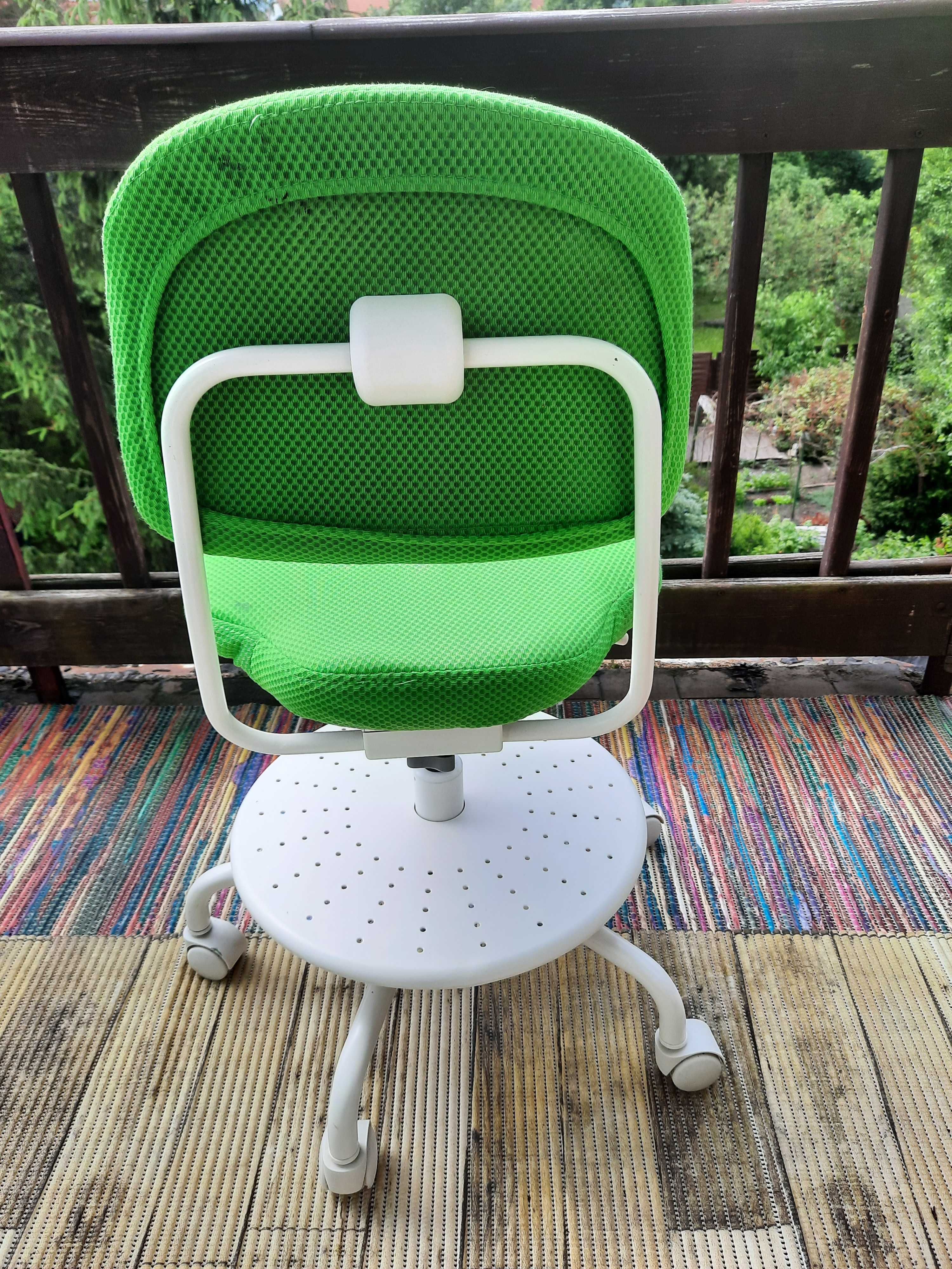 Krzesło obrotowe do biurka dla dzieci Ikea VIMUND zielone
