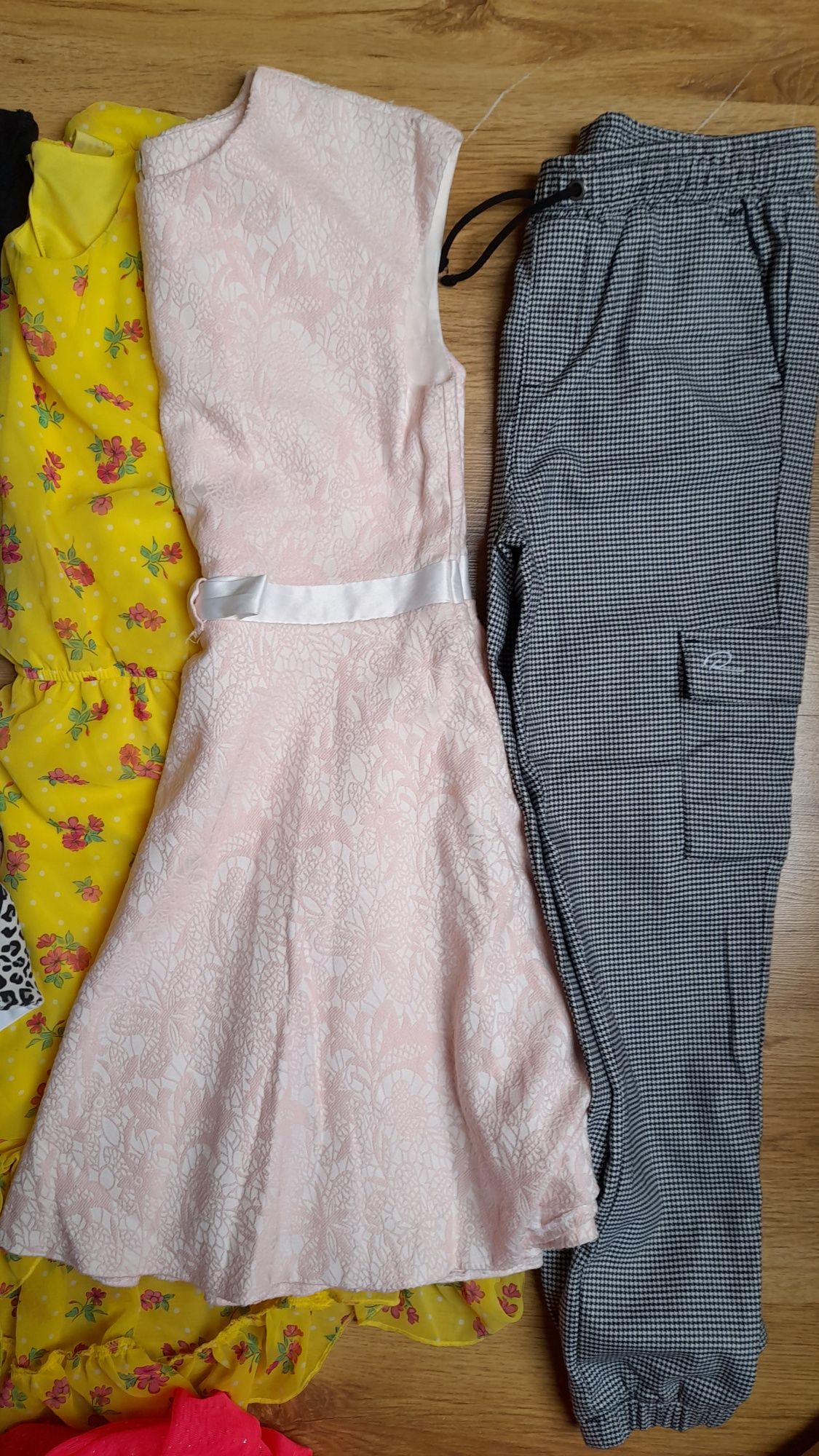 Paka dla dziewczynki 146-152 na 10-12 lat h&m sinsay gap reserved 4f