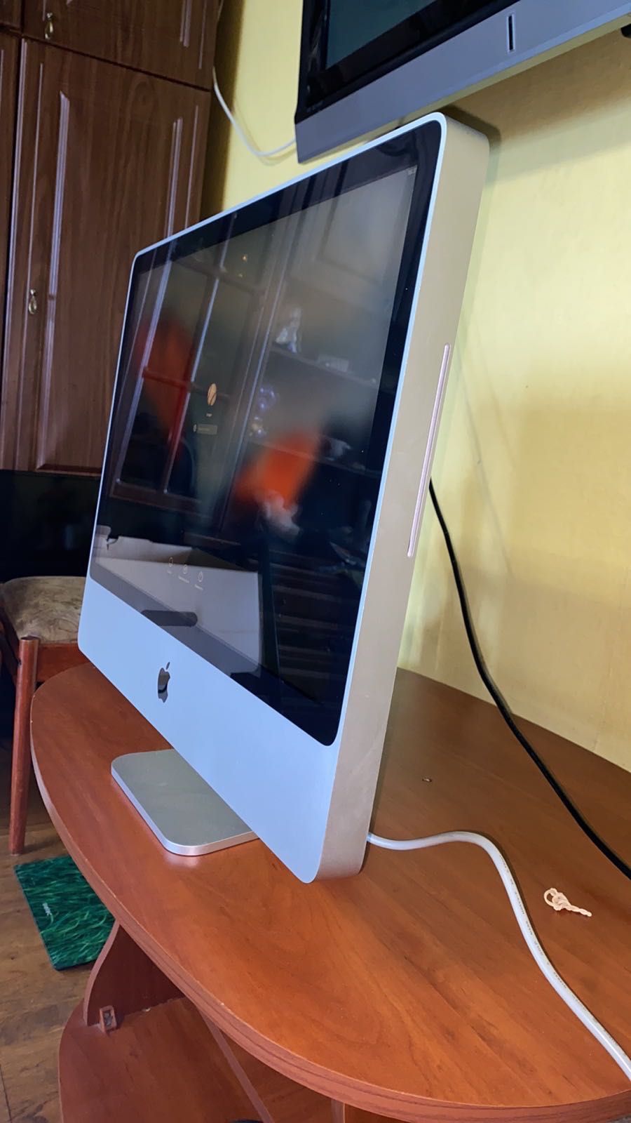 Комп‘ютер Imac .