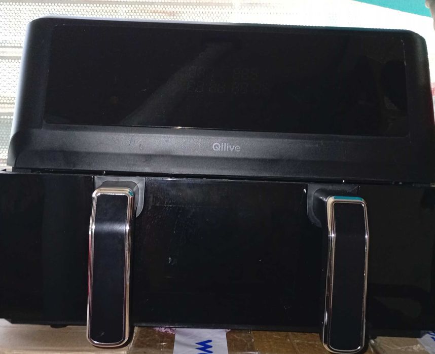 Diverso material de cozinha (Air fryer, maquina de gelados, fornos )