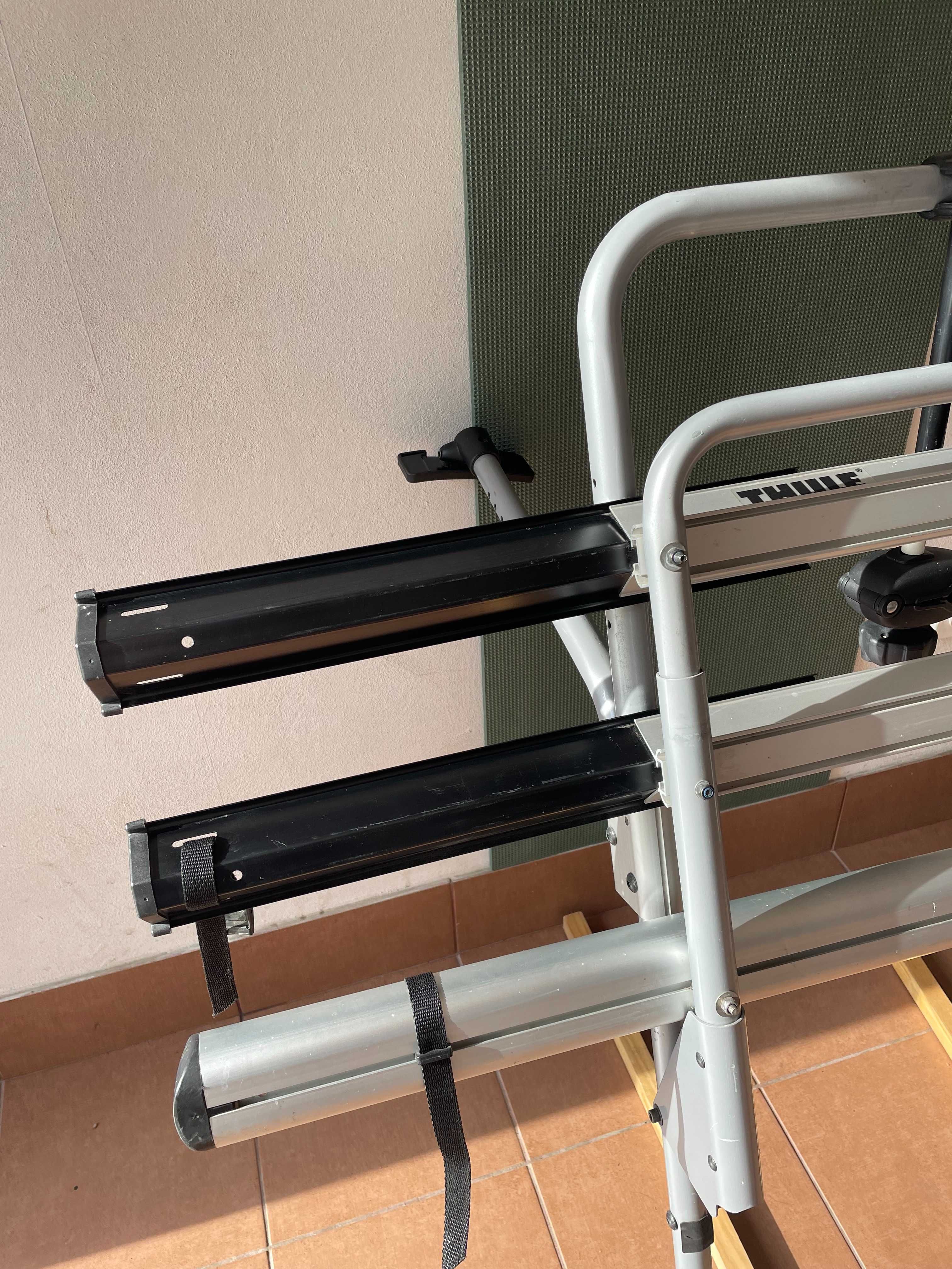 THULE Backpac 973 uchwyt bagażnik na 2-4 rowery na klapę