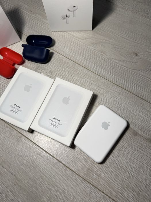 Повер банк для iphone mag cafe